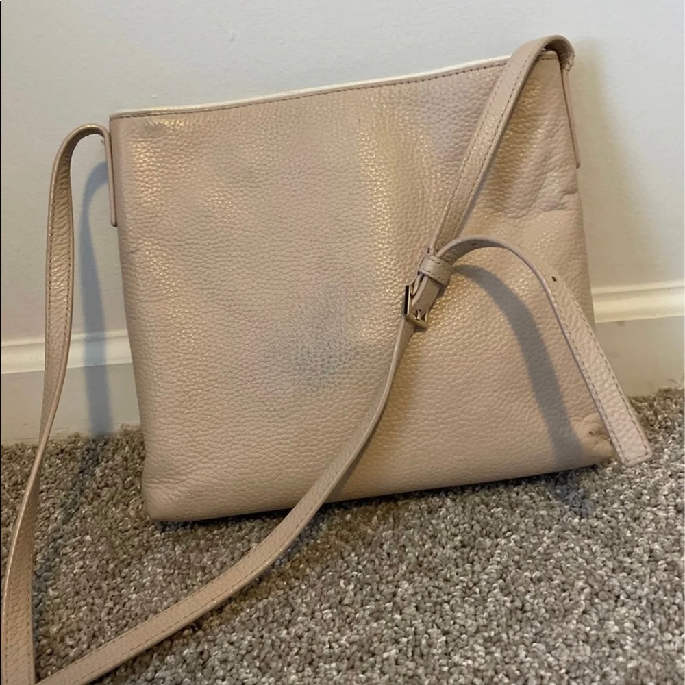Authentic Kate spade crossbody - Picture 1 of 3
